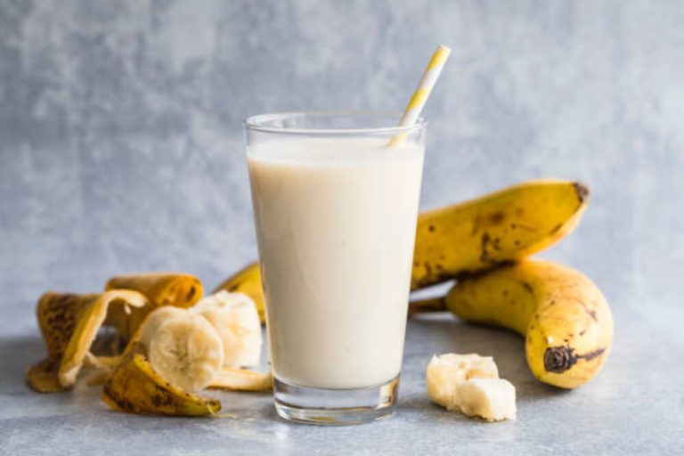 Banana Milkshake Recipe