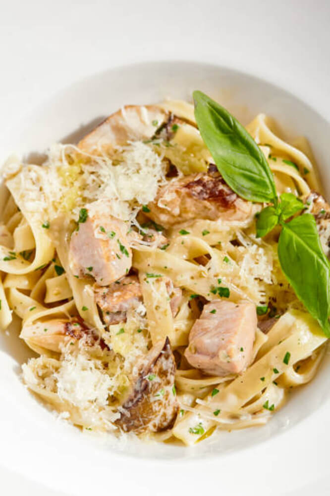 Chicken Fettuccine Alfredo Recipe