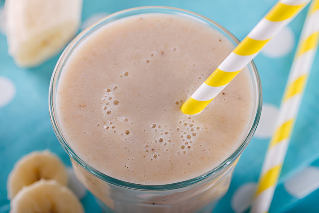 Peanut Butter and Banana Smoothie Recipe