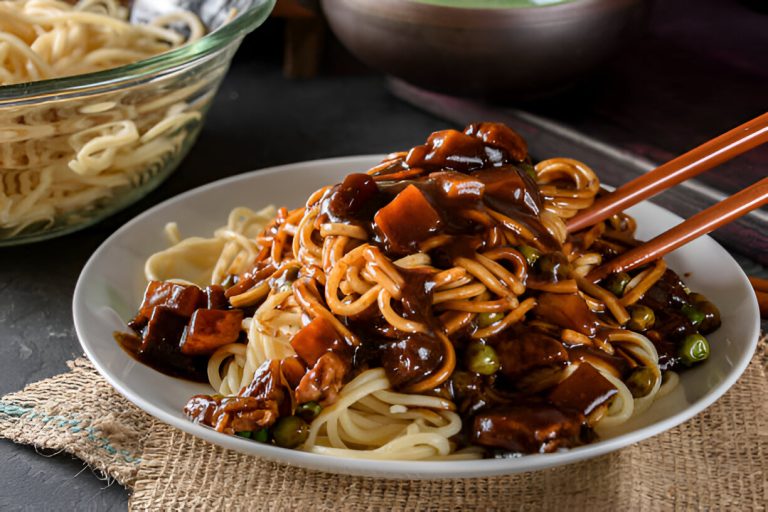 Sweet and Savory Soy Sauce Noodles Recipe