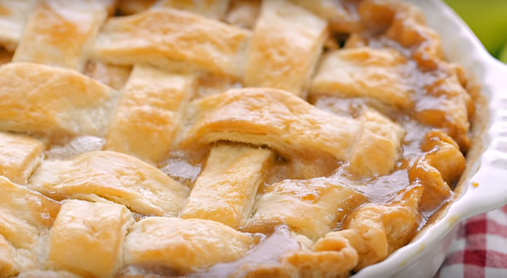 Latticed Crust Apple Pie Recipe