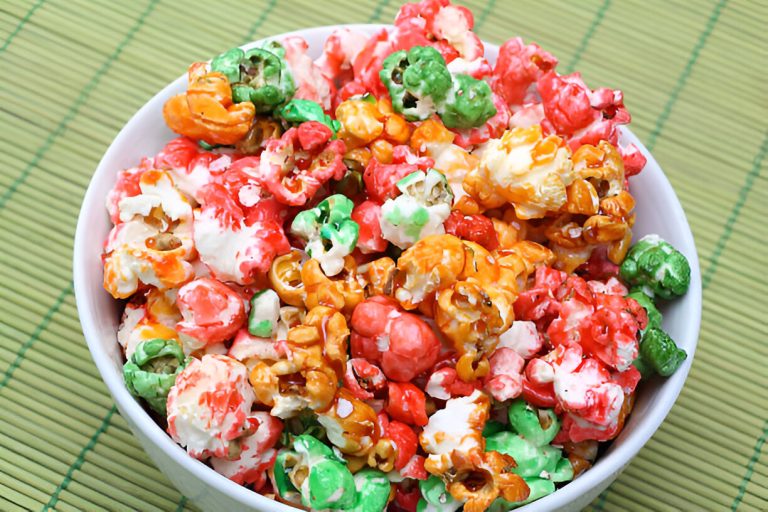 Christmas Rainbow Popcorn Recipe