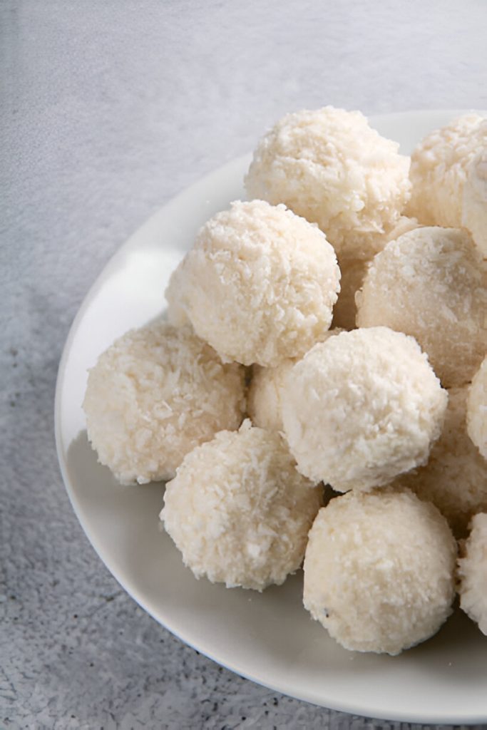 Christmas Coconut Balls Recipe