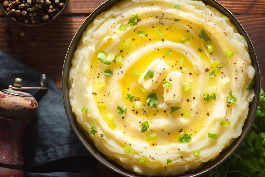 Crockpot Garlic Mashed Potatoes Recipe