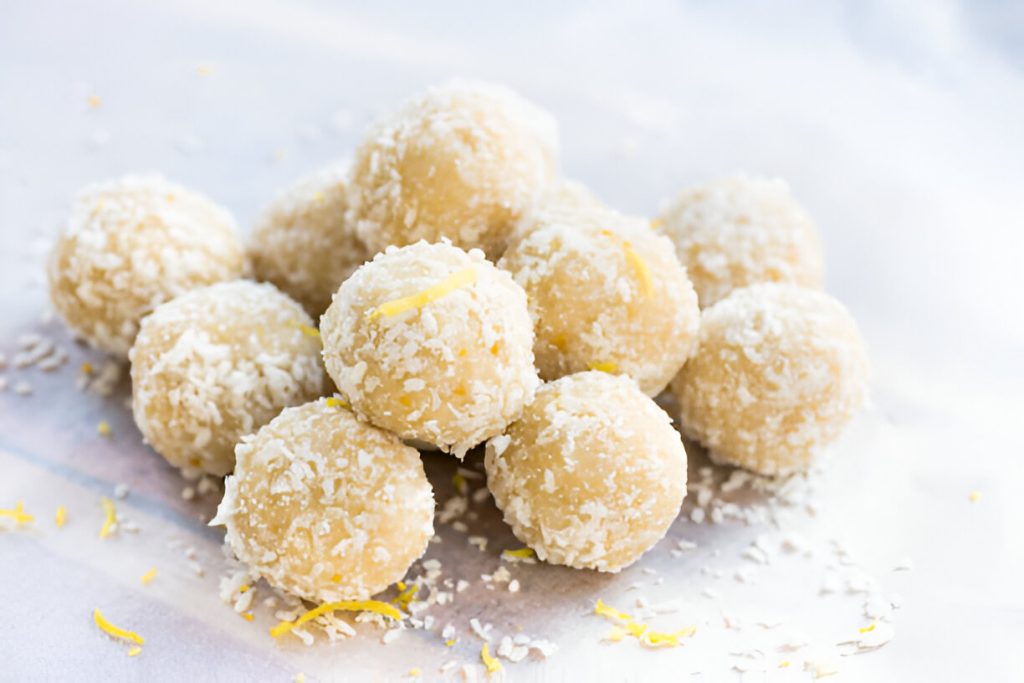 Pineapple Christmas Balls Recipe