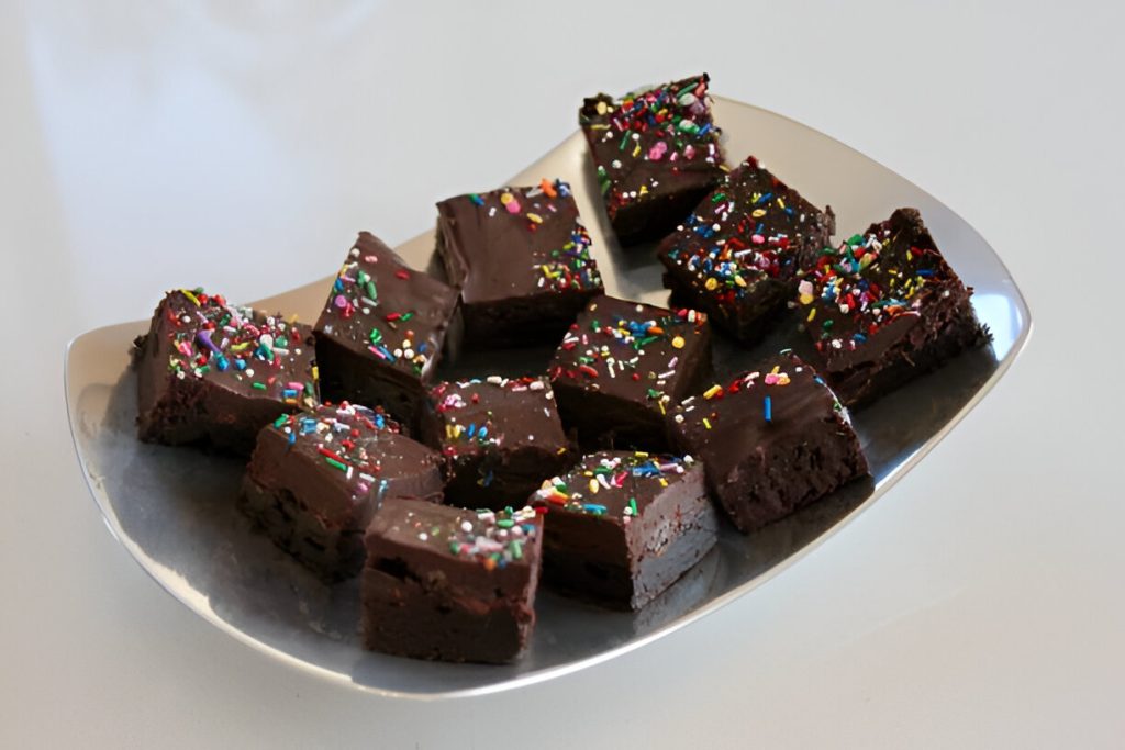 Easy Christmas Fudge Recipe