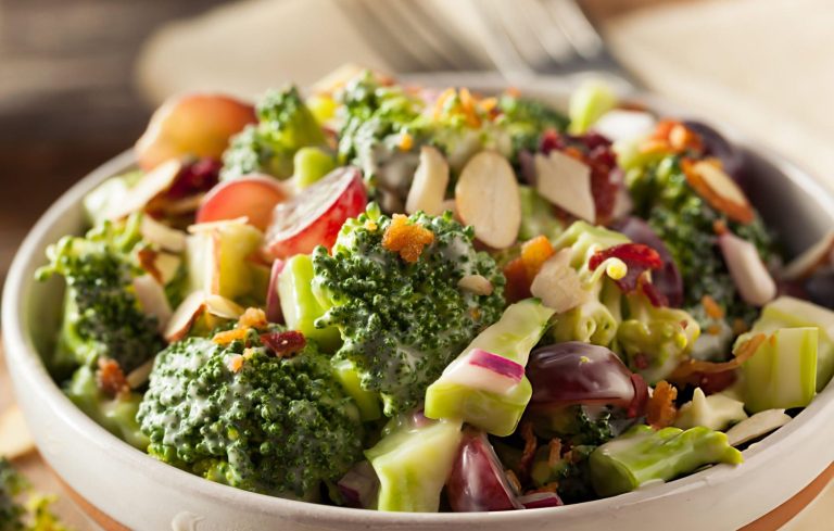 Broccoli Salad with Grapes Recipe